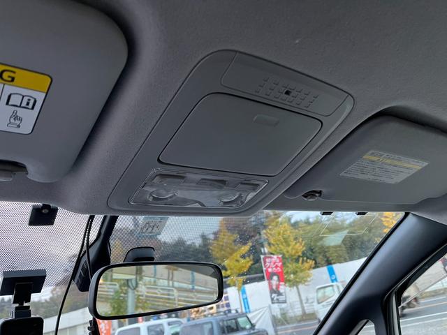 ヴォクシー ハイブリッドＶ　モデリスタエアロ両側電動ドアＬＥＤヘッドＥＴＣスマートキー　ＥＴＣ　オートクルーズコントロール　両側電動スライドドア　ＬＥＤヘッドランプ　スマートキー　電動格納ミラー　シートヒーター　３列シート（42枚目）