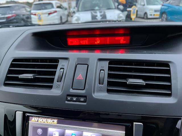 プレマシー ２０Ｓ　プレステージスタイル　バックカメラ　ＴＶ　両側電動スライドドア　オートライト　ＨＩＤ　キーレスエントリー　アイドリングストップ　電動格納ミラー　３列シート　ＡＴ　アルミホイール　ＣＤ　ＤＶＤ再生　ＵＳＢ　Ｂｌｕｅｔｏｏｔｈ（4枚目）