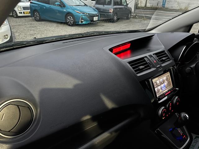 プレマシー ２０Ｓ　プレステージスタイル　バックカメラ　ＴＶ　両側電動スライドドア　オートライト　ＨＩＤ　キーレスエントリー　アイドリングストップ　電動格納ミラー　３列シート　ＡＴ　アルミホイール　ＣＤ　ＤＶＤ再生　ＵＳＢ　Ｂｌｕｅｔｏｏｔｈ（43枚目）