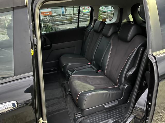 プレマシー ２０Ｓ　プレステージスタイル　バックカメラ　ＴＶ　両側電動スライドドア　オートライト　ＨＩＤ　キーレスエントリー　アイドリングストップ　電動格納ミラー　３列シート　ＡＴ　アルミホイール　ＣＤ　ＤＶＤ再生　ＵＳＢ　Ｂｌｕｅｔｏｏｔｈ（46枚目）