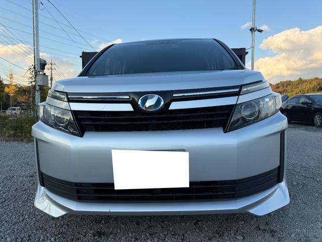 ヴォクシー ハイブリッドＸ　ドライブレコーダー　ＥＴＣ　バックカメラ　ＴＶ　両側スライド・片側電動　ＬＥＤヘッドランプ　スマートキー　電動格納ミラー　３列シート　ＣＶＴ　アルミホイール　盗難防止システム　衝突安全ボディ　ＡＢＳ（12枚目）