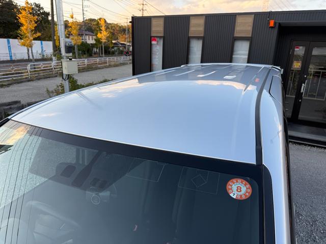 ヴォクシー ハイブリッドＸ　ドライブレコーダー　ＥＴＣ　バックカメラ　ＴＶ　両側スライド・片側電動　ＬＥＤヘッドランプ　スマートキー　電動格納ミラー　３列シート　ＣＶＴ　アルミホイール　盗難防止システム　衝突安全ボディ　ＡＢＳ（17枚目）