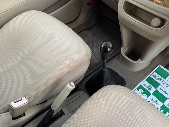 R2 i 5速MT4気筒エンジン車検2年フルノーマル キーレスエントリー MT CD 衝突安全ボディ エアコン パワーステアリング(6枚目)