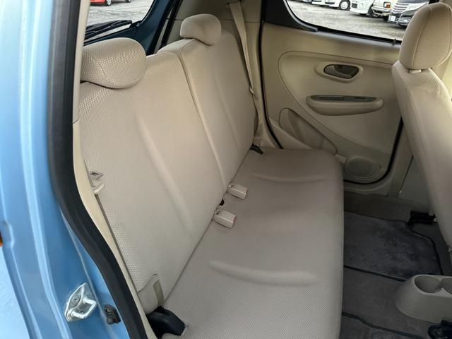 R2 i 5速MT4気筒エンジン車検2年フルノーマル キーレスエントリー MT CD 衝突安全ボディ エアコン パワーステアリング(11枚目)