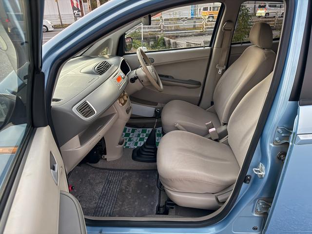 R2 i 5速MT4気筒エンジン車検2年フルノーマル キーレスエントリー MT CD 衝突安全ボディ エアコン パワーステアリング(32枚目)