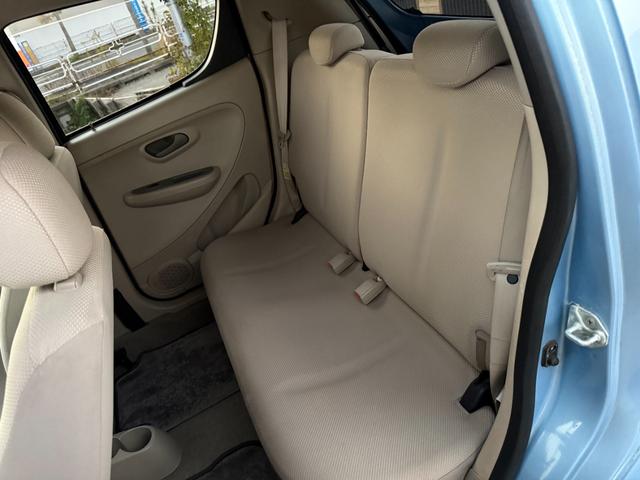 R2 i 5速MT4気筒エンジン車検2年フルノーマル キーレスエントリー MT CD 衝突安全ボディ エアコン パワーステアリング(43枚目)