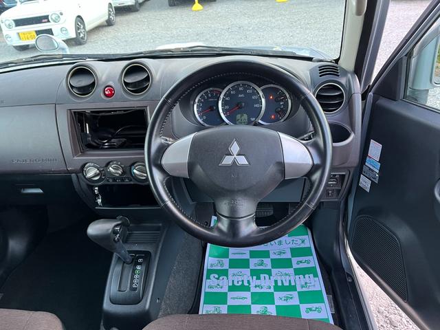 運転者にとっては日々使用することとなる運転席です。運転席が快適だと運転に集中することができますね。