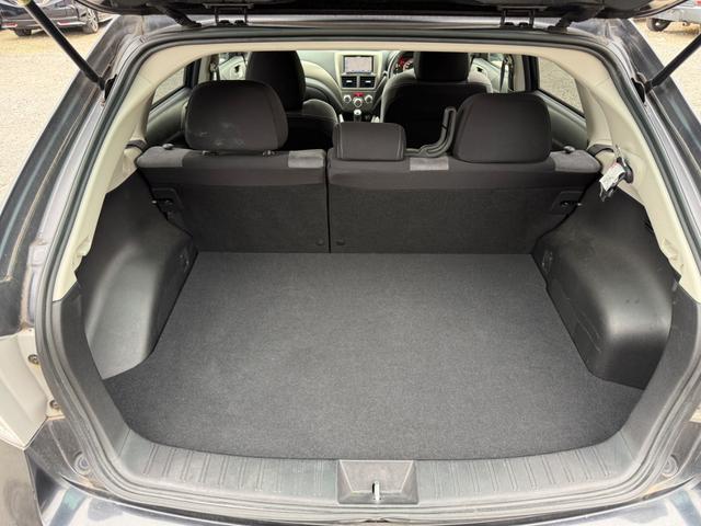 この度は当店のお車をご覧になっていただき、誠にありがとうございます。じっくり現車確認して頂けるよう、ご準備を致します！