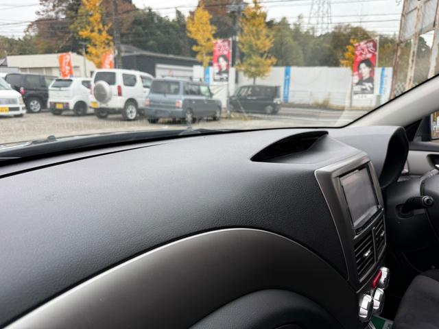 ご覧頂きまして誠に有難うございます！！是非ご来店して頂き、実際にご覧になって頂ければと思います。お客様からのご連絡をスタッフ一同、心よりお待ちしております