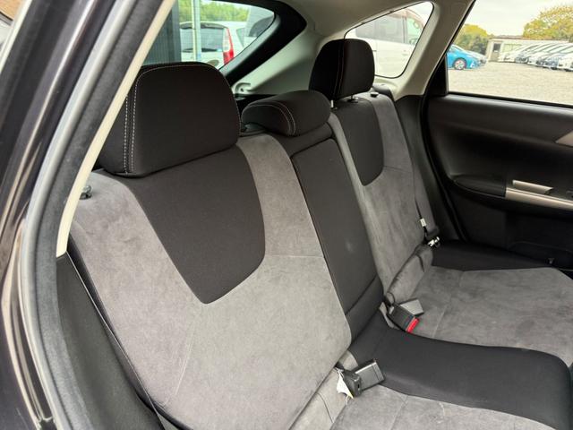 ご覧いただきありがとうございます♪気になったお車がありましたらお気軽にお電話をください♪