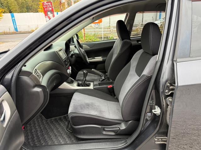 お車の知識がなくても大丈夫です！皆様のご来店をスタッフ一同、心よりお待ちしております。