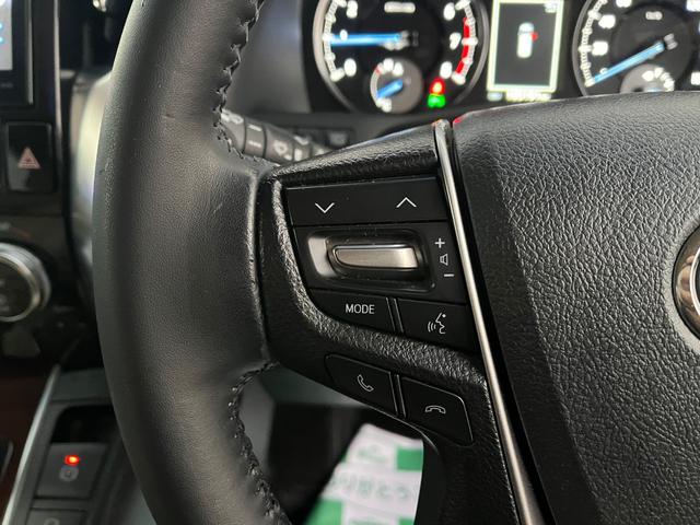 アルファード ２．５Ｘ　専用１０型ナビ後席モニタ－両側電動ドアＯＰレーダークルーズ　クリアランスソナー　オートクルーズコントロール　ＬＥＤヘッドランプ　スマートキー　電動格納ミラー　後席モニター　３列シート（8枚目）