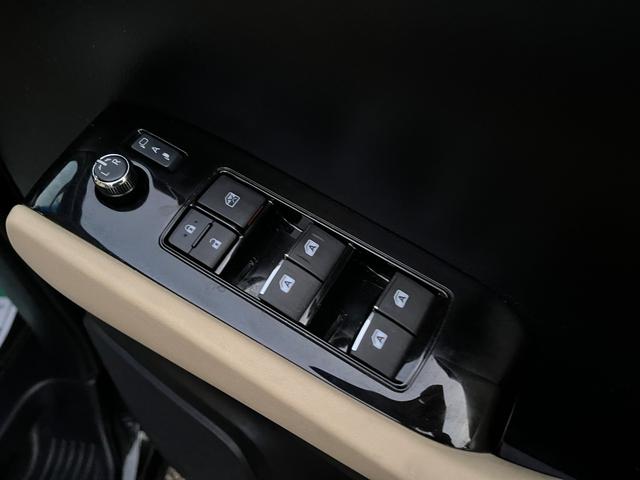 アルファード ２．５Ｘ　専用１０型ナビ後席モニタ－両側電動ドアＯＰレーダークルーズ　クリアランスソナー　オートクルーズコントロール　ＬＥＤヘッドランプ　スマートキー　電動格納ミラー　後席モニター　３列シート（11枚目）