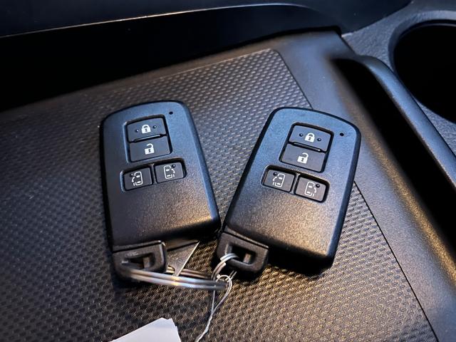 アルファード ２．５Ｘ　専用１０型ナビ後席モニタ－両側電動ドアＯＰレーダークルーズ　クリアランスソナー　オートクルーズコントロール　ＬＥＤヘッドランプ　スマートキー　電動格納ミラー　後席モニター　３列シート（32枚目）