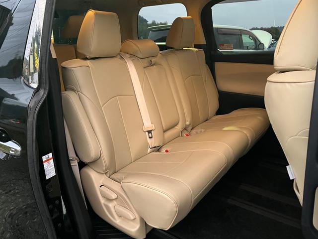 アルファード ２．５Ｘ　専用１０型ナビ後席モニタ－両側電動ドアＯＰレーダークルーズ　クリアランスソナー　オートクルーズコントロール　ＬＥＤヘッドランプ　スマートキー　電動格納ミラー　後席モニター　３列シート（41枚目）