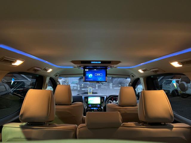 アルファード ２．５Ｘ　専用１０型ナビ後席モニタ－両側電動ドアＯＰレーダークルーズ　クリアランスソナー　オートクルーズコントロール　ＬＥＤヘッドランプ　スマートキー　電動格納ミラー　後席モニター　３列シート（43枚目）