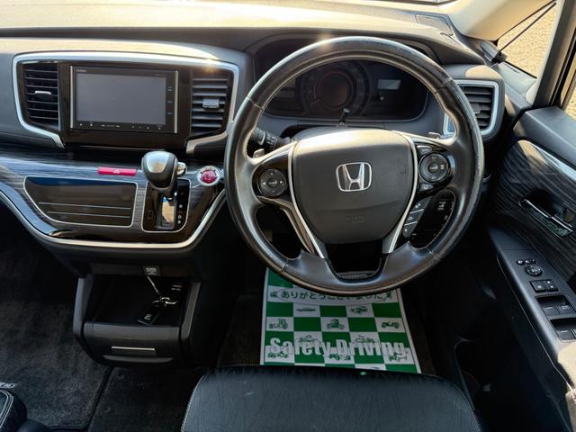 オデッセイ アブソルート　ホンダセンシングＢＴ接続ナビ地デジＢカメラ両側電動ドア　　オートクルーズコントロール　レーンアシスト　衝突被害軽減システム　両側電動スライドドア　オートライト　ＬＥＤヘッドランプ　スマートキー（2枚目）