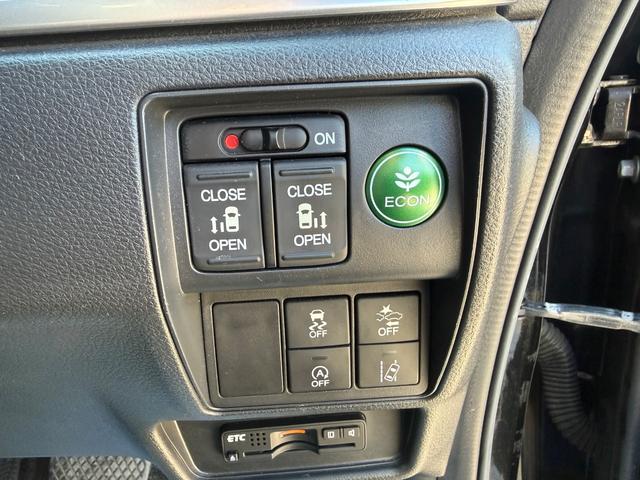 オデッセイ アブソルート　ホンダセンシングＢＴ接続ナビ地デジＢカメラ両側電動ドア　　オートクルーズコントロール　レーンアシスト　衝突被害軽減システム　両側電動スライドドア　オートライト　ＬＥＤヘッドランプ　スマートキー（9枚目）