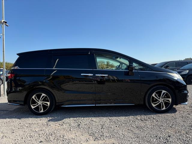 オデッセイ アブソルート　ホンダセンシングＢＴ接続ナビ地デジＢカメラ両側電動ドア　　オートクルーズコントロール　レーンアシスト　衝突被害軽減システム　両側電動スライドドア　オートライト　ＬＥＤヘッドランプ　スマートキー（13枚目）