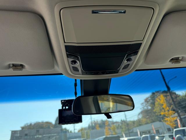 オデッセイ アブソルート　ホンダセンシングＢＴ接続ナビ地デジＢカメラ両側電動ドア　　オートクルーズコントロール　レーンアシスト　衝突被害軽減システム　両側電動スライドドア　オートライト　ＬＥＤヘッドランプ　スマートキー（38枚目）