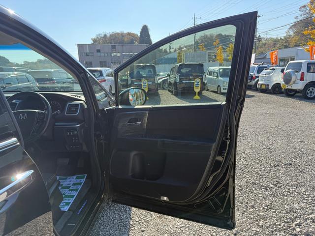 オデッセイ アブソルート　ホンダセンシングＢＴ接続ナビ地デジＢカメラ両側電動ドア　　オートクルーズコントロール　レーンアシスト　衝突被害軽減システム　両側電動スライドドア　オートライト　ＬＥＤヘッドランプ　スマートキー（43枚目）