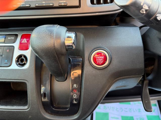 N-ONE G・Aパッケージ ツートンカラースタイル純正ナビBカメラ衝突軽減ブレーキ ETC オートライト HID スマートキー アイドリングストップ 電動格納ミラー ベンチシート CVT 盗難防止システム ABS ESC(7枚目)