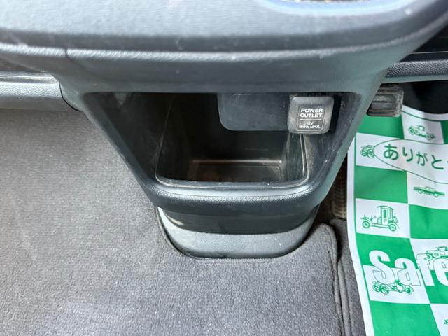 N-ONE G・Aパッケージ ツートンカラースタイル純正ナビBカメラ衝突軽減ブレーキ ETC オートライト HID スマートキー アイドリングストップ 電動格納ミラー ベンチシート CVT 盗難防止システム ABS ESC(8枚目)