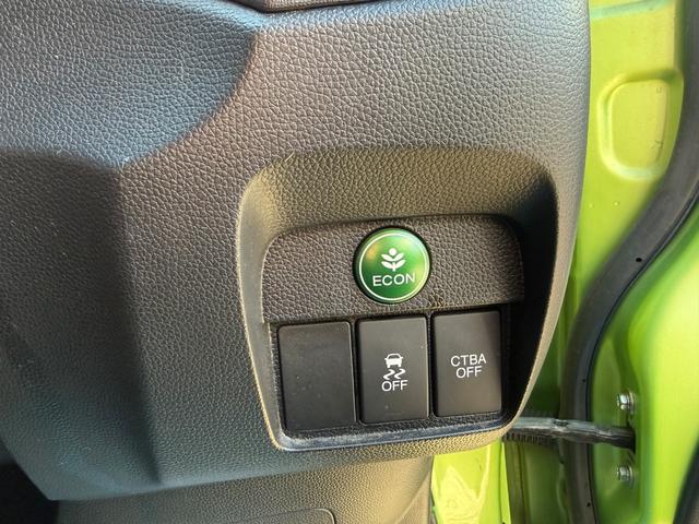 N-ONE G・Aパッケージ ツートンカラースタイル純正ナビBカメラ衝突軽減ブレーキ ETC オートライト HID スマートキー アイドリングストップ 電動格納ミラー ベンチシート CVT 盗難防止システム ABS ESC(9枚目)