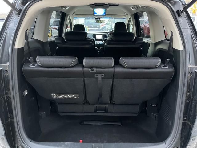 オデッセイ アブソルート　純正ナビ後席モニター全方位カメラＯＰ１８ＡＷ両側電動ドア　衝突被害軽減システム　両側電動スライドドア　ＬＥＤヘッドランプ　スマートキー　アイドリングストップ　電動格納ミラー（37枚目）