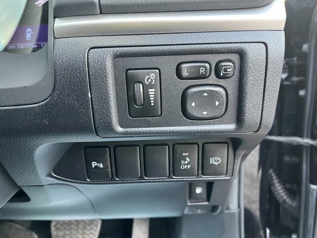 この度は当店のお車をご覧になっていただき、誠にありがとうございます。ぜひじっくりとご検討下さい。気軽にお問合せ・お見積りお待ちしております。