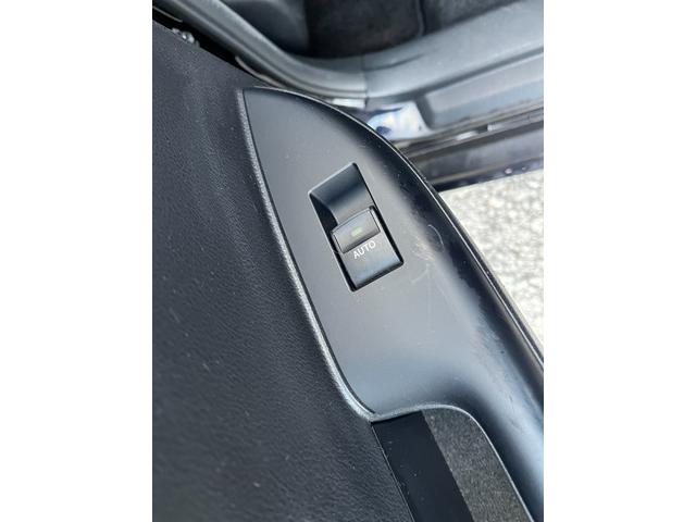 ご覧頂きまして誠に有難うございます！！是非ご来店して頂き、実際にご覧になって頂ければと思います。お客様からのご連絡をスタッフ一同、心よりお待ちしております