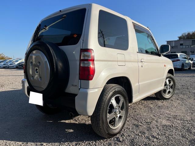 キックス ＲＸ　４ＷＤ　ＥＴＣ　キーレスエントリー　電動格納ミラー　シートヒーター　ターボ　ＭＴ　盗難防止システム　ＡＢＳ　ＣＤ　アルミホイール　衝突安全ボディ　エアコン　パワーステアリング　パワーウィンドウ（23枚目）