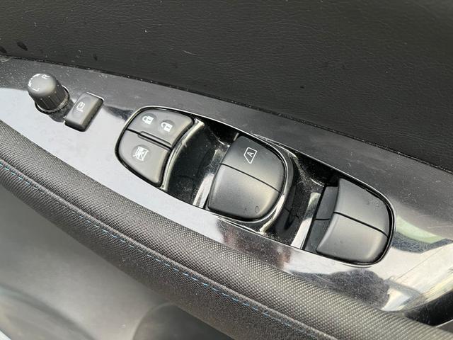 リーフ G プロパイロットBT接続ナビ全方位カメラ充電ケーブル付 ETC TV クリアランスソナー オートクルーズコントロール 自動駐車システム 衝突被害軽減システム アルミホイール LEDヘッドランプ(11枚目)