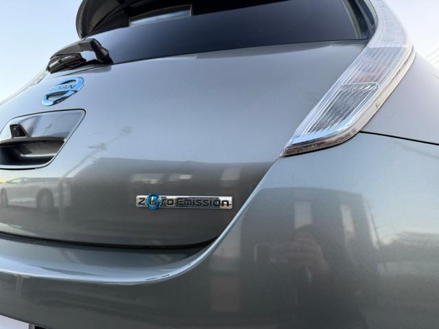 リーフ X(24kwh) ETC バックカメラ ナビ TV オートクルーズコントロール 衝突被害軽減システム スマートキー 電動格納ミラー シートヒーター CVT 盗難防止システム 衝突安全ボディ ABS ESC CD(27枚目)