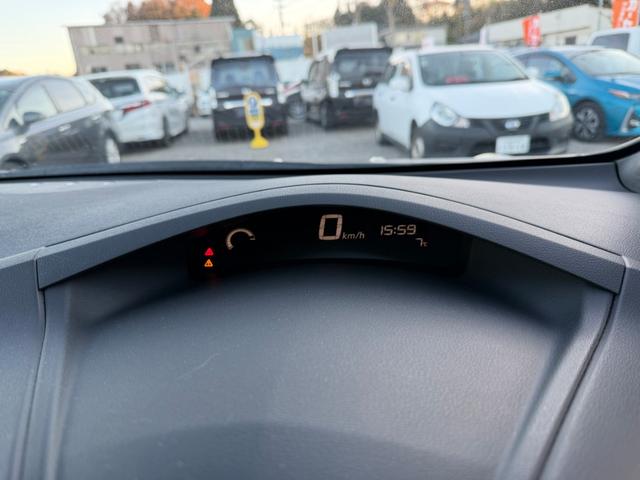 リーフ X(24kwh) ETC バックカメラ ナビ TV オートクルーズコントロール 衝突被害軽減システム スマートキー 電動格納ミラー シートヒーター CVT 盗難防止システム 衝突安全ボディ ABS ESC CD(30枚目)