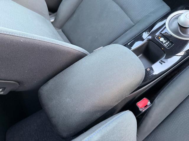 リーフ X(24kwh) ETC バックカメラ ナビ TV オートクルーズコントロール 衝突被害軽減システム スマートキー 電動格納ミラー シートヒーター CVT 盗難防止システム 衝突安全ボディ ABS ESC CD(31枚目)