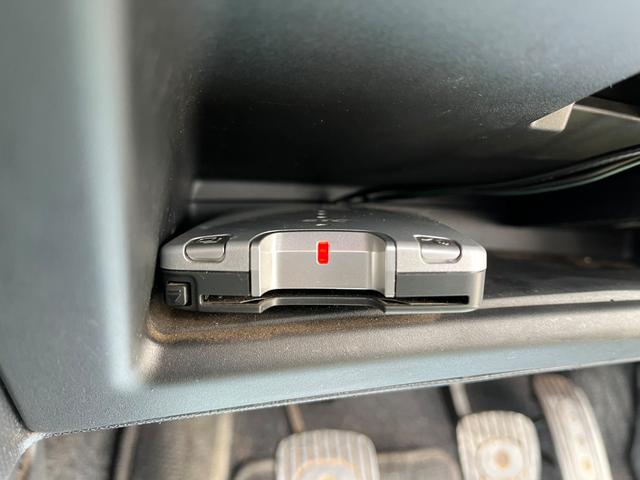 マイクラC+C ベースグレード オープンカー ETC MT キーレスエントリー シートヒーター アルミホイール 盗難防止システム 衝突安全ボディ ABS エアコン パワーステアリング パワーウィンドウ 運転席エアバッグ(6枚目)