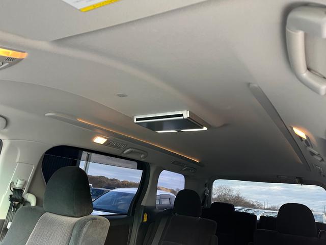 ヴェルファイア 2.4Z 後期型ビッグX後席モニター両側電動ドア4本出しマフラー7人乗りビ TV クリアランスソナー 両側電動スライドドア HID スマートキー 電動格納ミラー 後席モニター 3列シート オットマン CVT(29枚目)