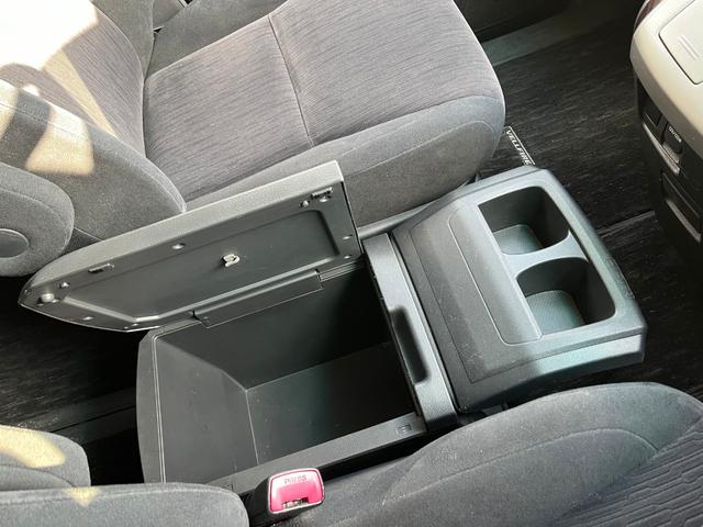 ヴェルファイア 2.4Z 後期型ビッグX後席モニター両側電動ドア4本出しマフラー7人乗りビ TV クリアランスソナー 両側電動スライドドア HID スマートキー 電動格納ミラー 後席モニター 3列シート オットマン CVT(43枚目)