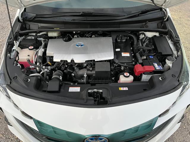 プリウスPHV Sナビパッケージ・セーフティプラス セーフティセンス純正11.6型ナビ地デジBカメラETC レーンアシスト オートクルーズコントロール パークアシスト 衝突被害軽減システム バックカメラ アルミホイール オートマチックハイビーム(20枚目)
