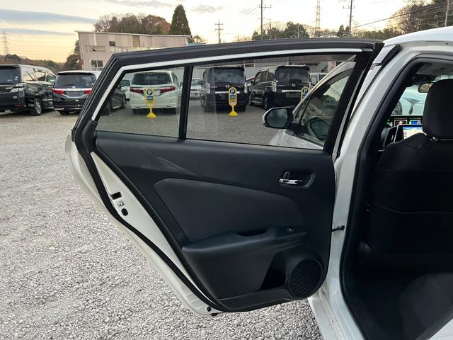 プリウスPHV Sナビパッケージ・セーフティプラス セーフティセンス純正11.6型ナビ地デジBカメラETC レーンアシスト オートクルーズコントロール パークアシスト 衝突被害軽減システム バックカメラ アルミホイール オートマチックハイビーム(26枚目)