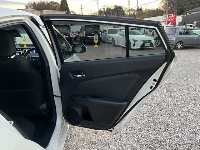プリウスPHV Sナビパッケージ・セーフティプラス セーフティセンス純正11.6型ナビ地デジBカメラETC レーンアシスト オートクルーズコントロール パークアシスト 衝突被害軽減システム バックカメラ アルミホイール オートマチックハイビーム(33枚目)