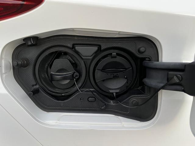 プリウスPHV Sナビパッケージ・セーフティプラス セーフティセンス純正11.6型ナビ地デジBカメラETC レーンアシスト オートクルーズコントロール パークアシスト 衝突被害軽減システム バックカメラ アルミホイール オートマチックハイビーム(60枚目)