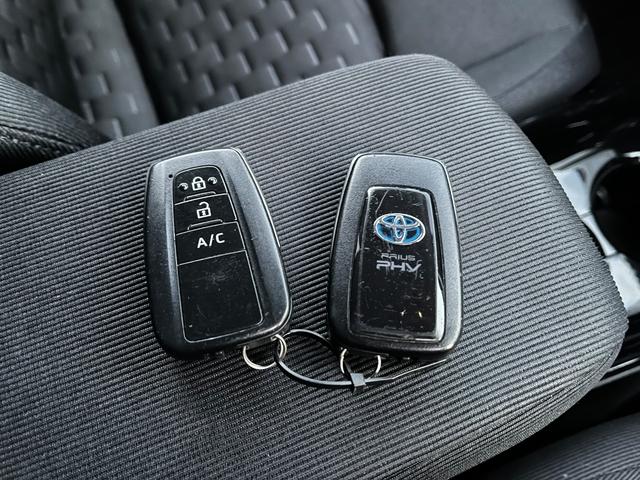 プリウスPHV Sナビパッケージ・セーフティプラス セーフティセンス純正11.6型ナビ地デジBカメラETC レーンアシスト オートクルーズコントロール パークアシスト 衝突被害軽減システム バックカメラ アルミホイール オートマチックハイビーム(64枚目)