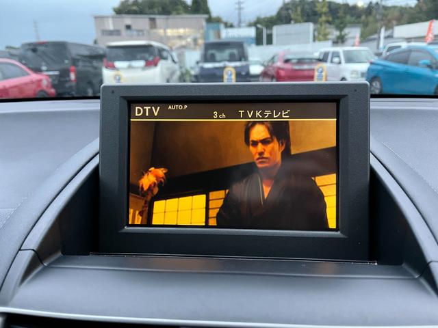 ＨＳ ＨＳ２５０ｈ　バージョンＩ　サンルーフ黒本革エアーシート純正ナビ地デジＢカメラＥＴＣ　アルミホイール　オートライト　ＨＩＤ　ＬＥＤヘッドランプ　ヘッドライトウォッシャー　サンルーフ　ＣＶＴ　シートヒーター　シートエアコン（6枚目）