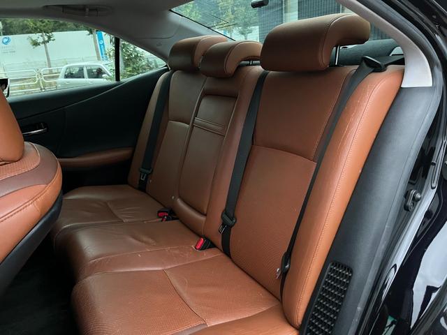 ＨＳ ＨＳ２５０ｈ　バージョンＩ　サンルーフ黒本革エアーシート純正ナビ地デジＢカメラＥＴＣ　アルミホイール　オートライト　ＨＩＤ　ＬＥＤヘッドランプ　ヘッドライトウォッシャー　サンルーフ　ＣＶＴ　シートヒーター　シートエアコン（47枚目）