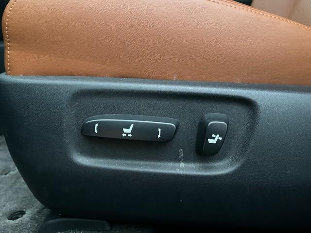 ＨＳ ＨＳ２５０ｈ　バージョンＩ　サンルーフ黒本革エアーシート純正ナビ地デジＢカメラＥＴＣ　アルミホイール　オートライト　ＨＩＤ　ＬＥＤヘッドランプ　ヘッドライトウォッシャー　サンルーフ　ＣＶＴ　シートヒーター　シートエアコン（58枚目）