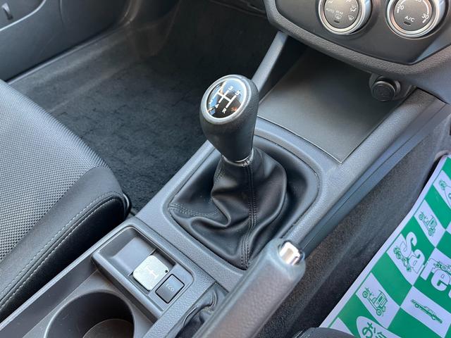 インプレッサ Ｓ－ＧＴ　スポーツパッケージ　５速ＭＴ／ＢＴ接続ナビ地デジＢカメラＥＴＣ（8枚目）