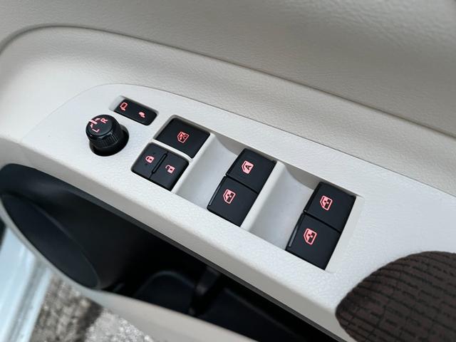 シエンタ ハイブリッドG セーフティセンスBT接続ナビBカメラ両側電動LEDヘッド レーンアシスト 衝突被害軽減システム 両側電動スライドドア オートマチックハイビーム スマートキー シートヒーター 3列シート アルミホイール(11枚目)