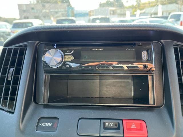 タウンエーストラック ＤＸ　Ｘエディション　トラック　ＡＴ　エアコン　パワーウィンドウ　運転席エアバッグ　ＣＤ　ＵＳＢ（4枚目）